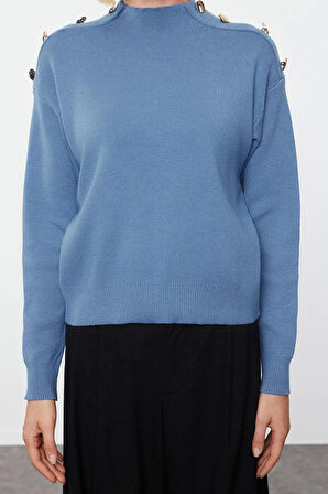 Kadın Moda Şık Bisiklet Yaka Standart Kol Regular Düğme Detaylı Triko Kazak