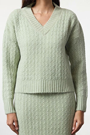 Kadın Moda Şık Regular Boy Uzun Kollu Yünlü Saç Örgü Triko Alt-Üst Takım