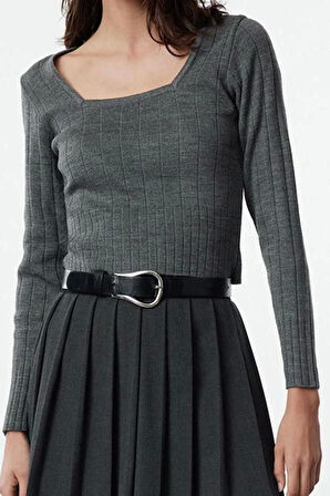 Kadın Moda Şık Kare Yaka Standart Kol Crop Triko Kazak