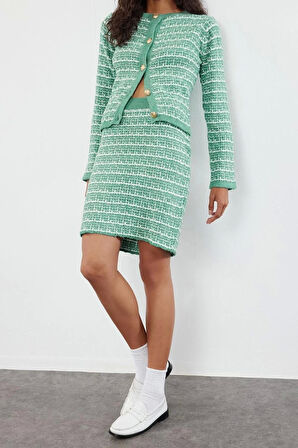 Kadın Moda Şık Regular Boy Uzun Kollu Örgü Detaylı Yumuşak Dokulu Hırka-Etek Triko Alt-Üst Takım