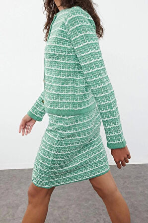 Kadın Moda Şık Regular Boy Uzun Kollu Örgü Detaylı Yumuşak Dokulu Hırka-Etek Triko Alt-Üst Takım