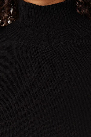 Kadın Büyük Beden Moda Şık Uzun Yarım Balıkçı Yaka Uzun Kol Düz Düşük Kol Triko Kazak