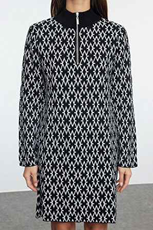 Kadın Moda Şık Mini Boy Dik Yaka Regular Triko Geometrik Desenli Elbise