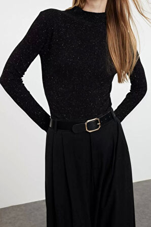 Kadın Moda Şık Dik Yaka Standart Kol Regular Özel İplik Triko Kazak