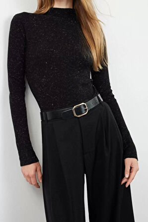 Kadın Moda Şık Dik Yaka Standart Kol Regular Özel İplik Triko Kazak