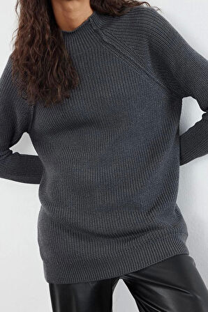 Kadın Moda Şık Dik Yaka Standart Kol Uzun Geniş Kalıp Triko Kazak