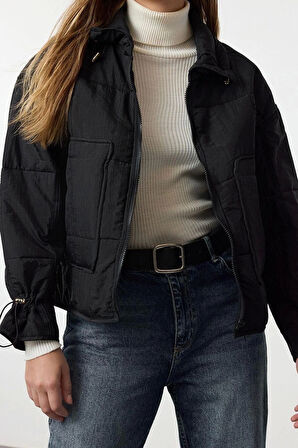 Kadın Moda Şık Oversize Dik Yaka Standart Düz Astarlı Oversize Su İtici Kapitone Şişme Mont