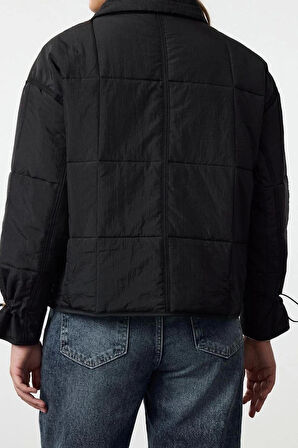 Kadın Moda Şık Oversize Dik Yaka Standart Düz Astarlı Oversize Su İtici Kapitone Şişme Mont