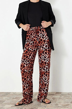 Kadın Yeni Moda Geniş Paça Regular Boy Dokuma Beli Lastikli Geniş Paça Leopar Desenli Pantolon