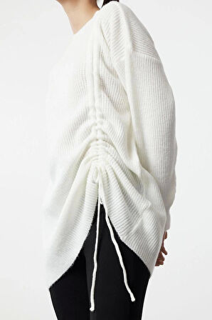 Kadın Tesettür Moda Şık Regular Dik Yaka Uzun Kol Düz Selanik Örgü Büzgü Detaylı Triko Kazak