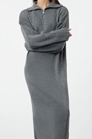 Yeni Rahat Casual Günlük Çift Plaka Triko Dik Yaka Uzun Kol Shift Maxi Boy Tesettür Elbise