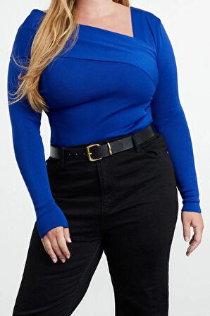 Kadın Büyük Beden Regular Asimetrik Yaka Uzun Kol Düz Asimetrik Yaka Vücudu Saran İnce Triko Kazak