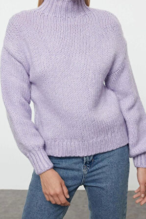 Kadın Moda Şık Dik Yaka Standart Kol Regular Geniş Kalıp Yumuşak Dokulu Basic Triko Kazak