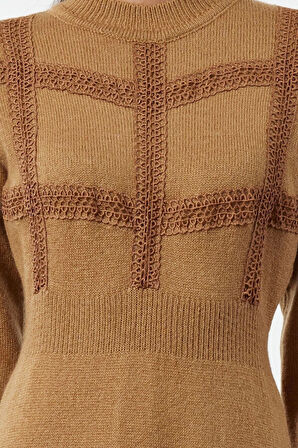 Kadın Moda Şık Tesettür Maxi Boy Dik Yaka Fitted Dantel Detalı Yumuşak Dokulu Triko Elbise