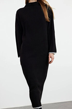 Kadın Moda Şık Tesettür Maxi Boy Bisiklet Yaka Relaxed Dikiş Detaylı Uzun Triko Elbise