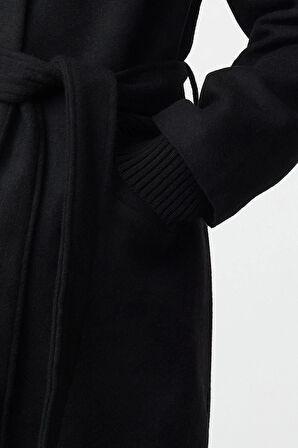 Kadın Moda Şık Bol Ceket Yaka Uzun Düz Astarlı Aksesuar Detaylı Vatkalı Oversize Kuşaklı Yünlü Kaban