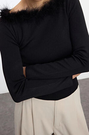 Kadın Moda Şık Carmen Yaka Standart Kol Regular Yaka Detaylı Triko Kazak