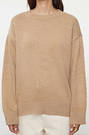 Kadın Moda Şık Bisiklet Yaka Standart Kol Regular Geniş Kalıp Yumuşak Dokulu Triko Kazak