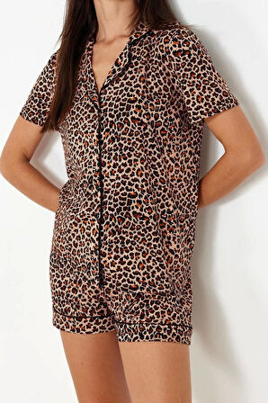 Kadın %100 Pamuk Gömlek Yaka Kısa Kol %100 Pamuk Leopar Desenli Örme Pijama Takımı