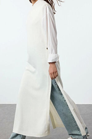 Kadın Tesettür Moda Şık Uzun Bisiklet Yaka Uzun Kol Düz Yandan Düğmeli Selanik Triko Süveter