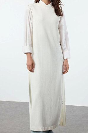 Kadın Tesettür Moda Şık Uzun Bisiklet Yaka Uzun Kol Düz Yandan Düğmeli Selanik Triko Süveter