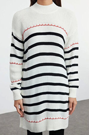 Kadın Tesettür Moda Şık Regular Bisiklet Yaka Uzun Kol Çizgili Kırmızı ve Siyah Basic Triko Kazak