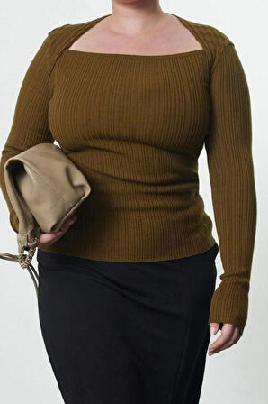 Kadın Moda Şık Büyük Beden Regular Kare Yaka Fitted Kalıp Triko i Örgü Detaylı Yumuşak Kumaş Bluz