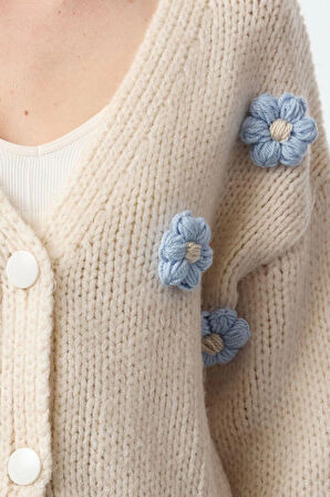 Kadın Moda Şık Regular V Yaka Regular Yumuşak Dokulu Gül Detaylı Triko Hırka