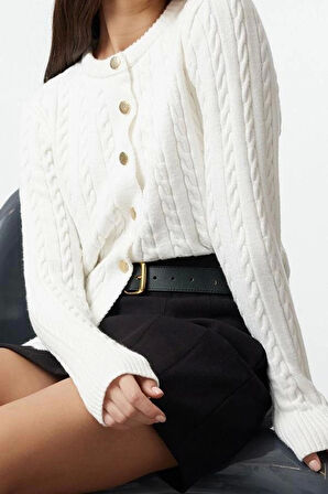Kadın Moda Şık Regular Bisiklet Yaka Slim Premium İplik Örgü Detaylı Ceket Görünümlü Triko Hırka