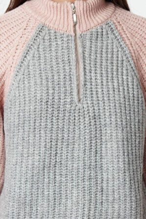 Kadın Moda Şık Dik Yaka Standart Kol Regular Renk Bloklu Fermuarlı Triko Kazak