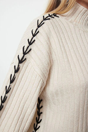 Kadın Moda Şık Dik Yaka Standart Kol Regular Triko Kazak