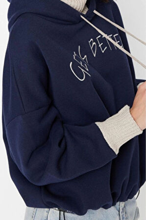 Kadın Moda Şık Relaxed Kapüşonlu Düşük Kol Uzun Kalın İçi Polarlı Triko Bant Detaylı Örme Sweatshirt