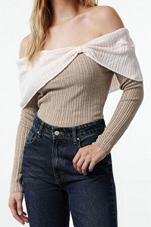 Kadın Moda Şık Carmen Yaka Standart Kol Regular Ekru001 Renk Bloklu Triko Kazak