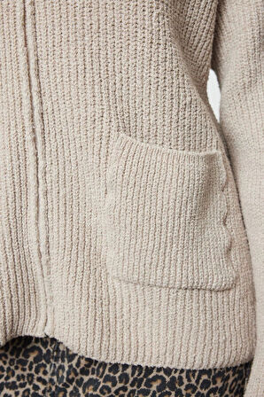 Kadın Moda Regular Dik Yaka Oversize Geniş Kalıp Yumuşak Dokulu Cep Detaylı Triko Hırka