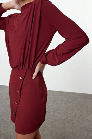 Kadın Moda Şık Mini Boy Dik Yaka Regular Düz Vatkalı Dokuma Elbise