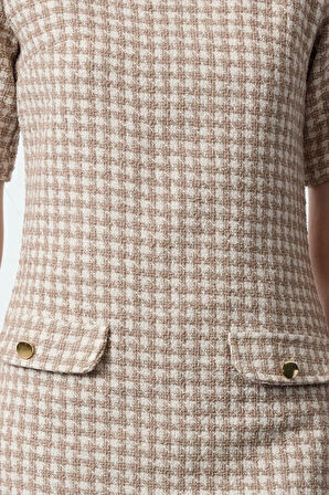 Kadın Moda Şık Mini Boy Bisiklet Yaka Regular Kazayağı Düz Kesim Düğme Detaylı Tüvit Dokuma Elbise