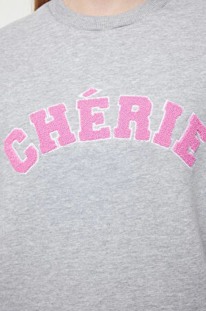 Kadın Oversize Bisiklet Yaka Düşük Kol Uzun Kalın Polarlı Rahat Kesim Slogan Nakışlı Örme Sweatshirt