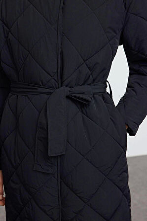 Kadın Moda Şık Bol Ceket Yaka Uzun Düz Astarlı Oversize Kuşaklı Uzun Kapitone Şişme Mont