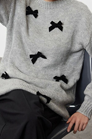 Kadın Tesettür Moda Şık Uzun Bisiklet Yaka Uzun Kol Düz Fiyonk Detaylı Triko Kazak