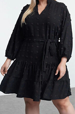 Kadın Moda Büyük Beden Midi Boy V Yaka Fitted Balon Kol Kuşaklı Ponponlu Dokuma Büyük Beden Elbise