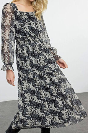 Kadın Moda Maxi Boy Kare Yaka Regular Çiçek Desenli Skater Belden Açılan Dokuma Şifon Astarlı Elbise