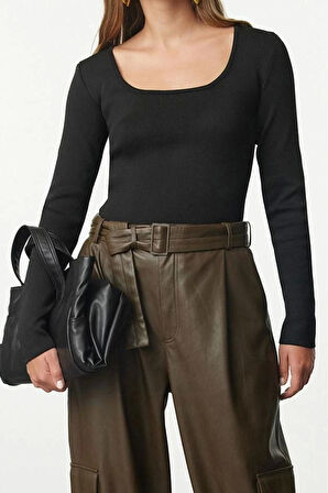 Kadın Moda Şık Havuz Yaka Standart Kol Regular Basic Triko Kazak