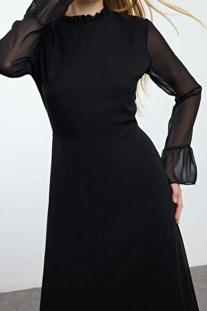 Kadın Moda Midi Boy Dik Yaka Regular Mavi Çiçek Desenli A Kesim Astarlı Şifon Dokuma Kışlık Elbise