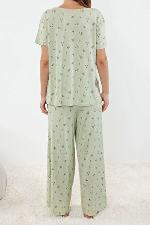 Kadın Moda Şık V Yaka Geniş Paça Kısa Kol Çiçekli Örme Pijama Takımı