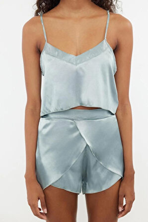 Kadın Polyester V Yaka Askılı Kol Saten İp Askılı Dokuma Pijama Takımı