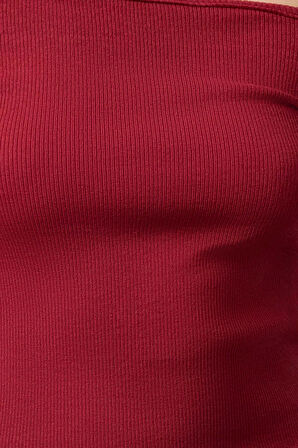 Kadın Crop Choker Yaka Slim Kalıp Örme Carmen Yaka Choker Detaylı Fitted Vücuda Oturan Fitilli Bluz