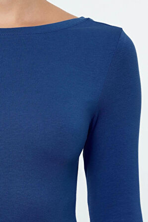Kadın Regular Slim Kalıp Örme Derin Sırt Dekolteli Fitted Vücuda Oturan Pamuklu Esnek Bluz