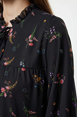 Kadın Moda Şık Tesettür Uzun Dik Yaka Oversize Çıtır Çiçek Desenli Yaka Detaylı Dokuma Elbise