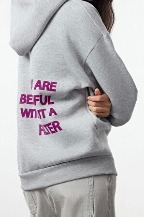 Kadın Oversize Kapüşonlu Düşük Kol Uzun Kalın İçi Polarlı Sırt Baskılı Geniş Kalıp Örme Sweatshirt