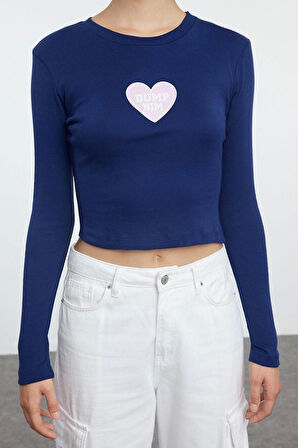 Kadın Moda Şık Crop Bisiklet Yaka Slim Kalıp Örme Slogan Baskılı Kısa Fitted Vücuda Oturan Bluz